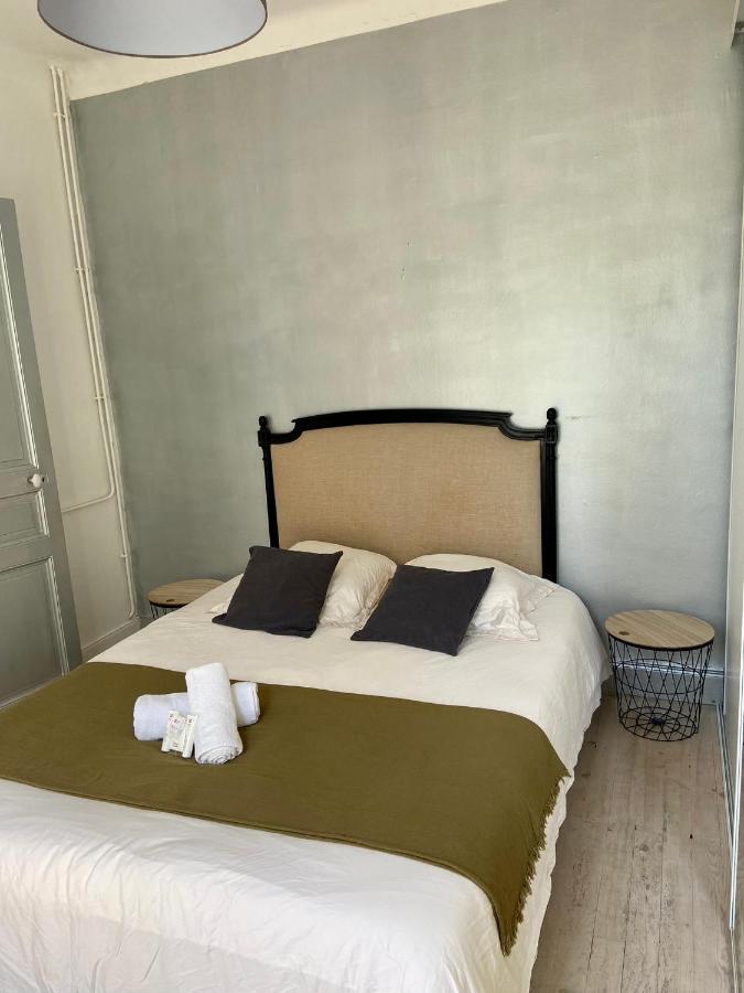 Agreable Maison De Ville Avec Une Belle Terrasse アングレット エクステリア 写真